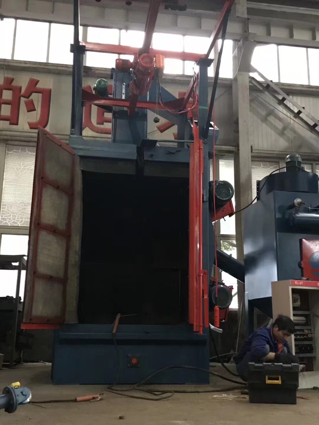 上海凯工阀门单吊钩抛丸机